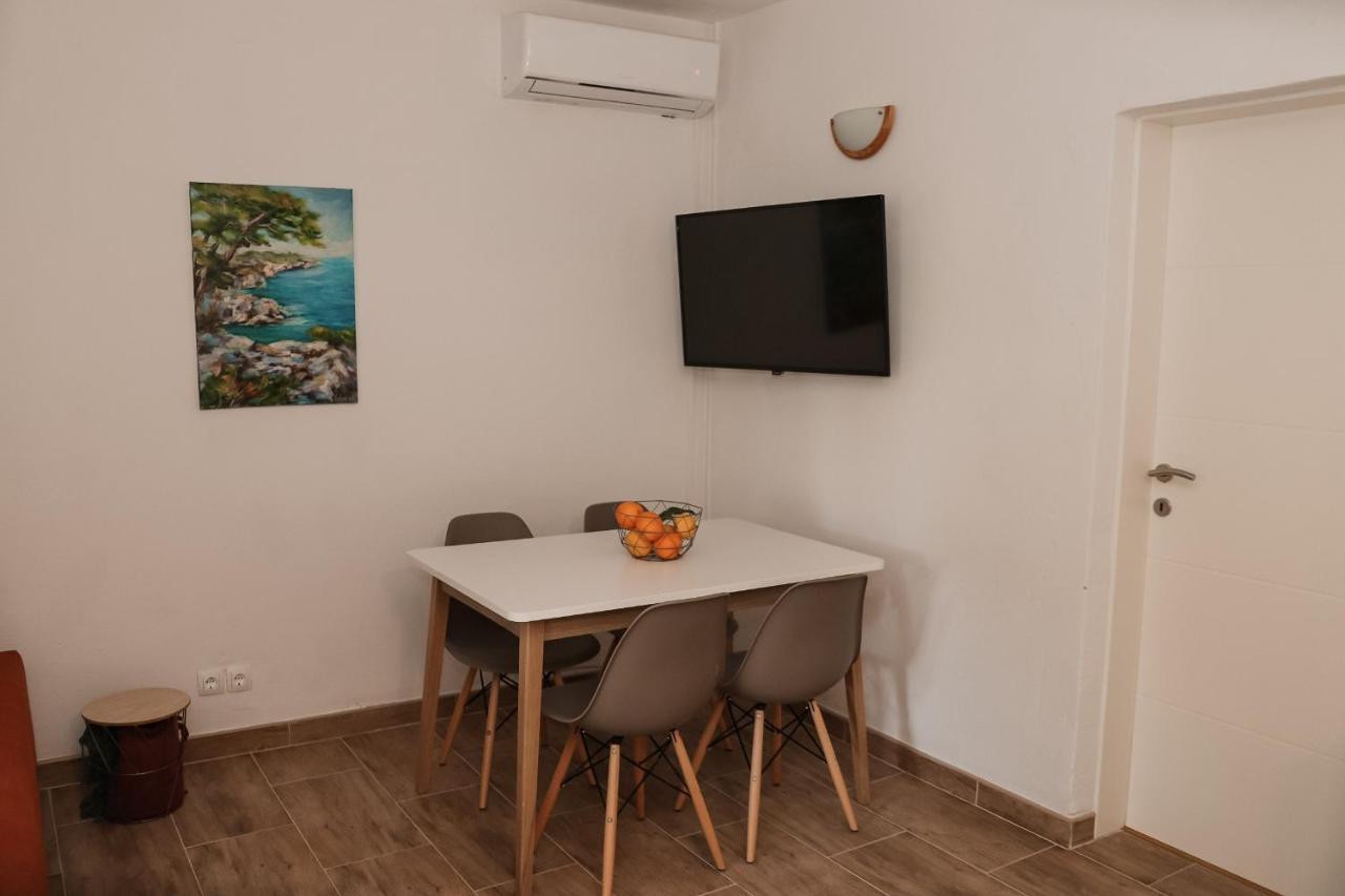 Apartments Prce 奥瑞比克 外观 照片